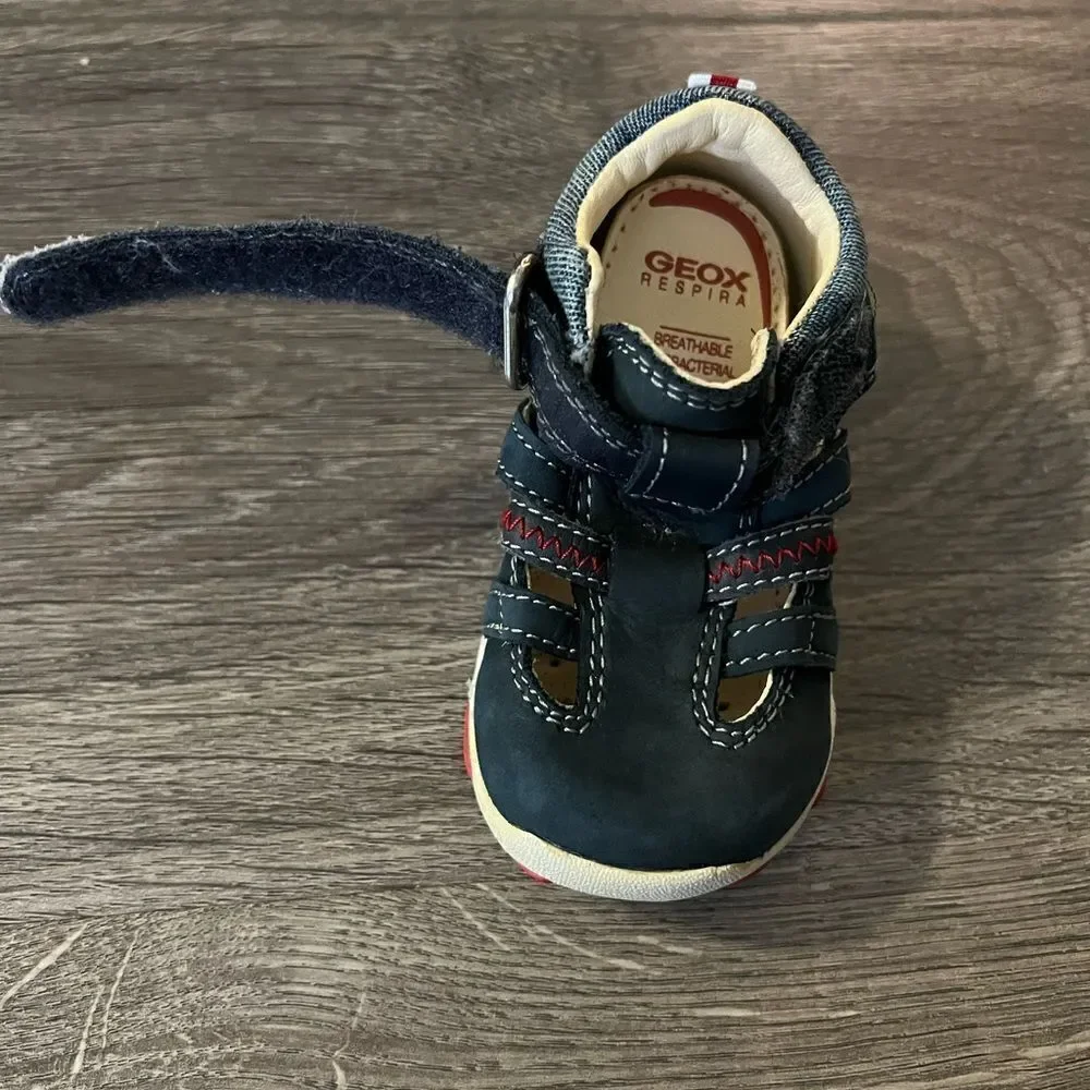 Geox Boys toddler Suade leather shoes size 18 /US 3